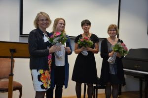 blumenfinninnendsc_1118